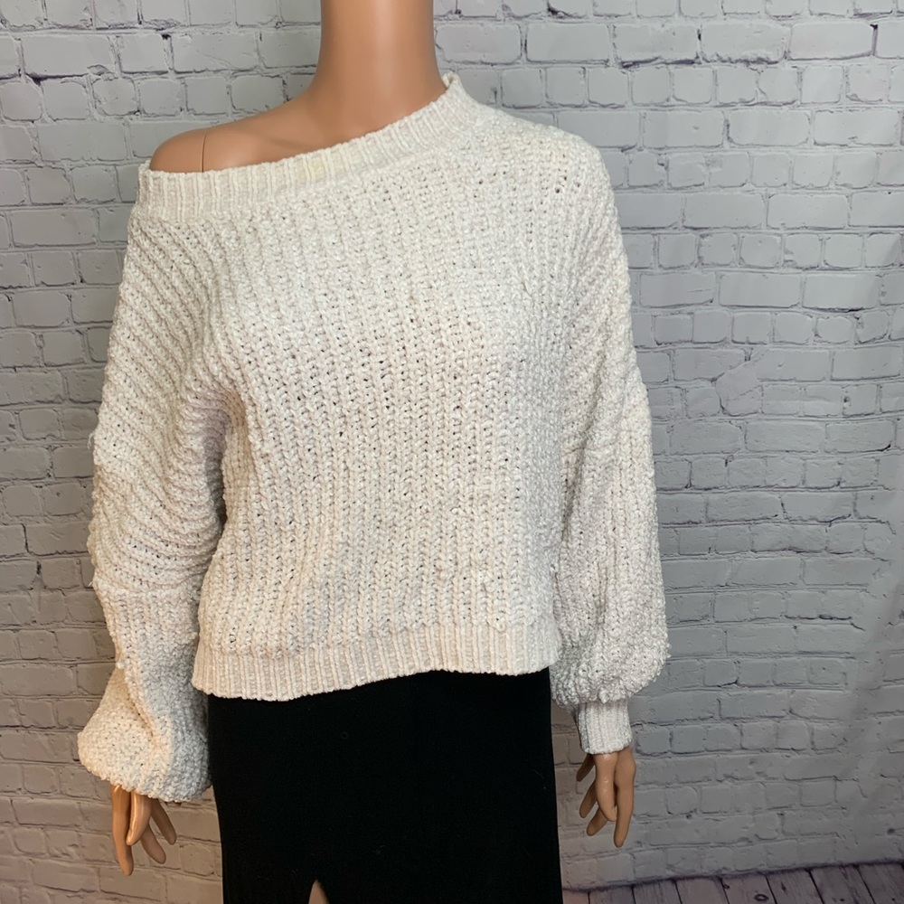 Showpo White Chunky Cotton Sweater size medium show pro